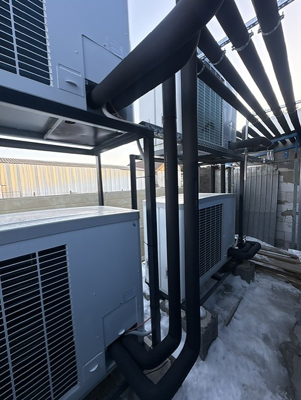 Realizácia FORTIS DK Košice – kaskáda tepelných čerpadiel STIEBEL ELTRON, fotografia 12
