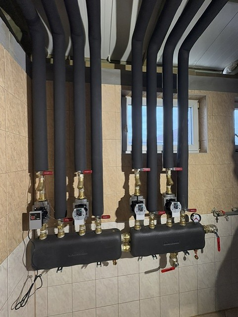 Realizácia FORTIS DK Košice – kaskáda tepelných čerpadiel STIEBEL ELTRON, fotografia 5