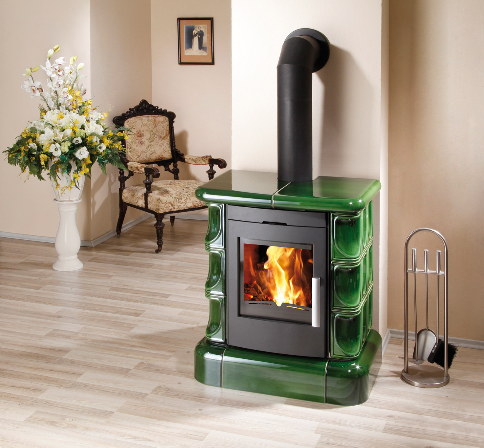 Kachľová pec MANTA | 2,3 - 7,2 kW - POŠKODENÉ